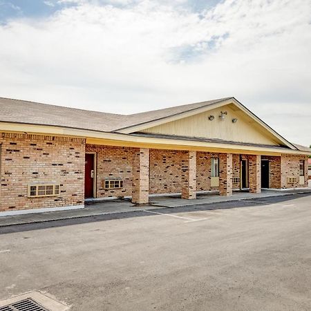 Oyo Hotel Lake Charles La I-10 Экстерьер фото