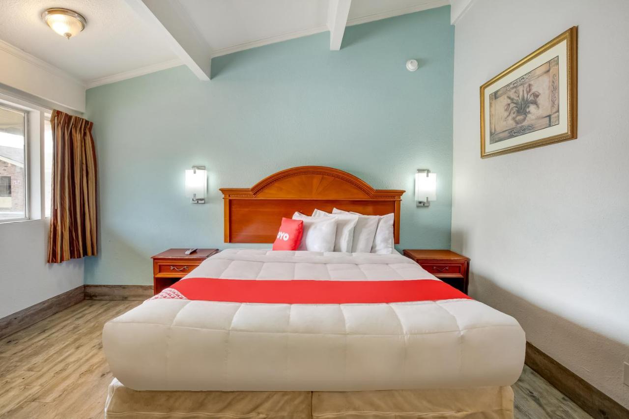 Oyo Hotel Lake Charles La I-10 Экстерьер фото