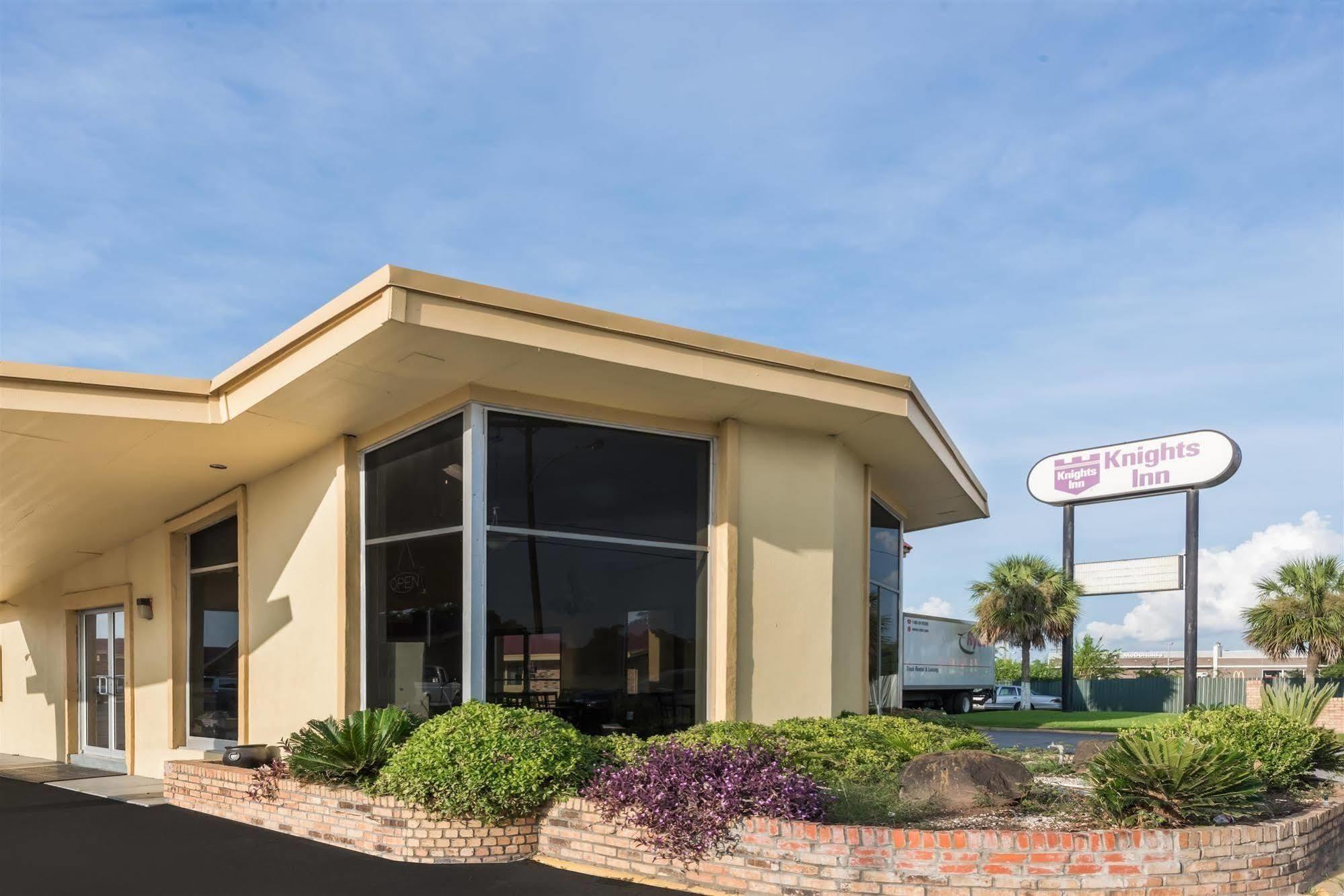 Oyo Hotel Lake Charles La I-10 Экстерьер фото