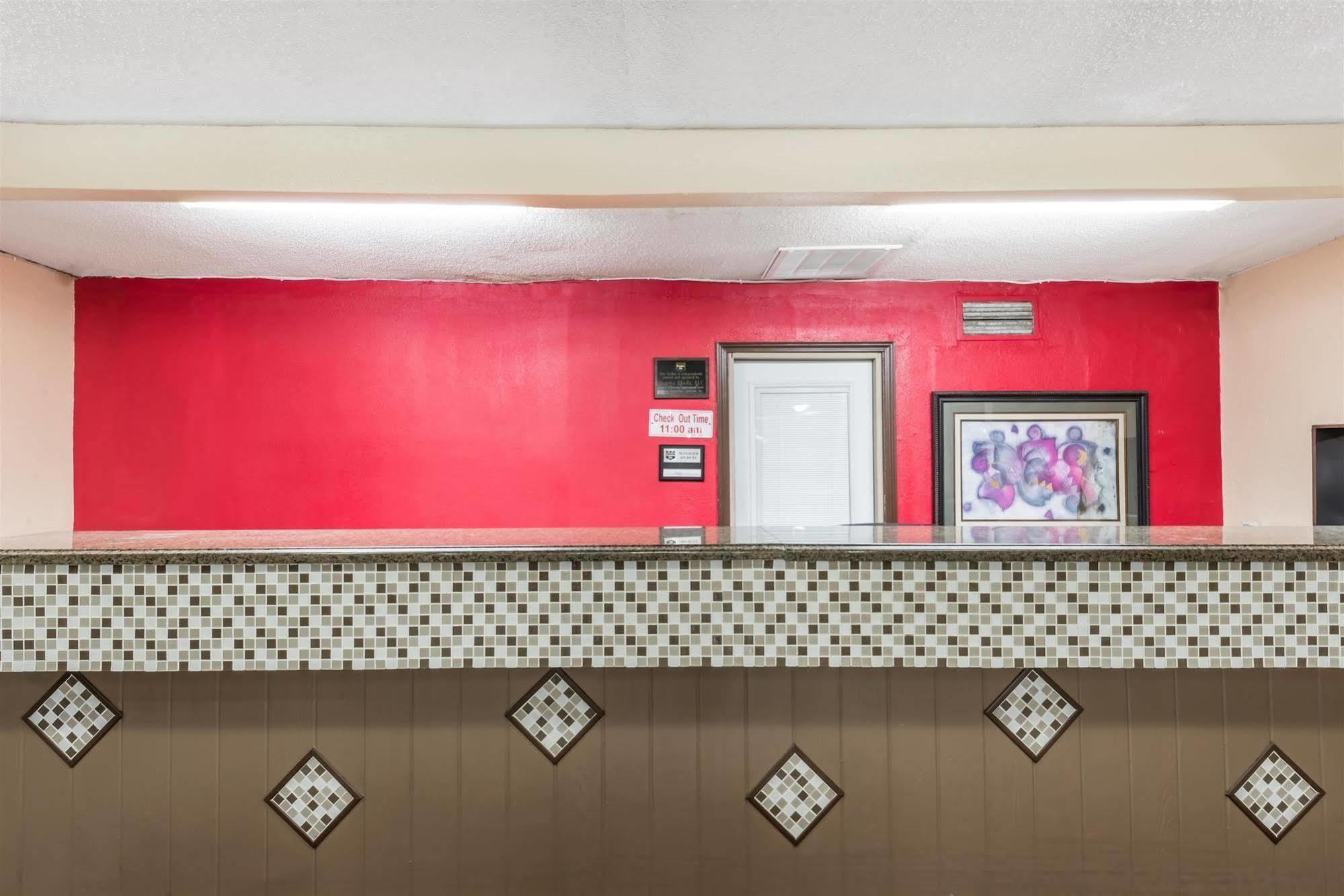 Oyo Hotel Lake Charles La I-10 Экстерьер фото