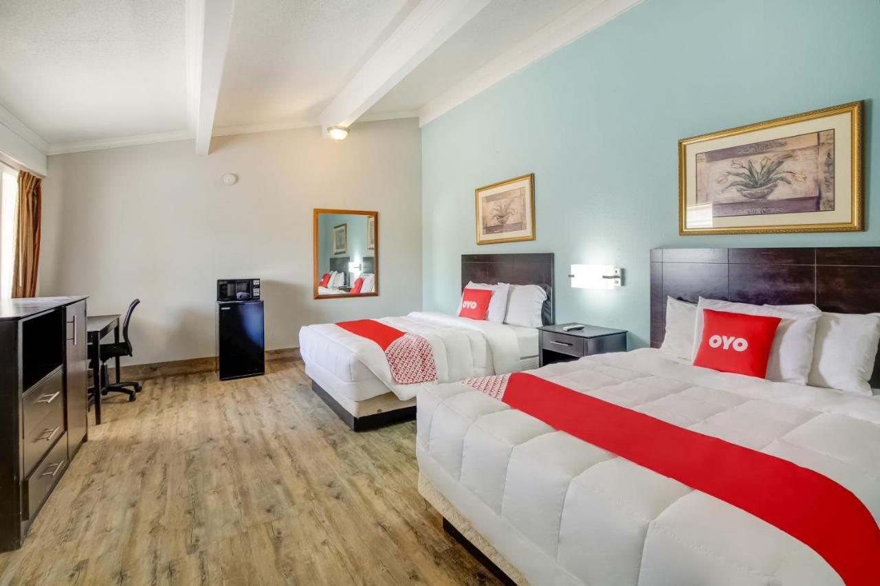Oyo Hotel Lake Charles La I-10 Экстерьер фото