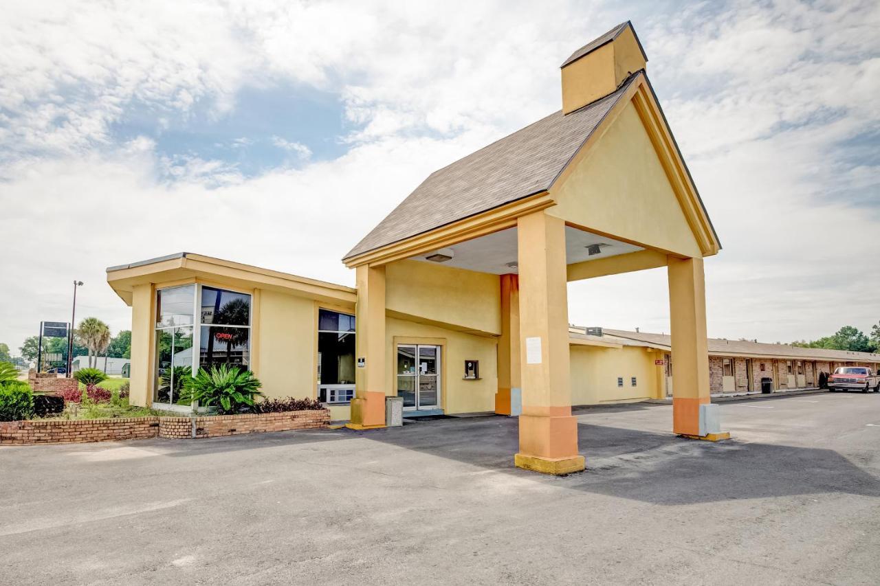 Oyo Hotel Lake Charles La I-10 Экстерьер фото